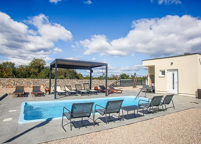 Auto-kamp Dvije Suze 4 Bristane